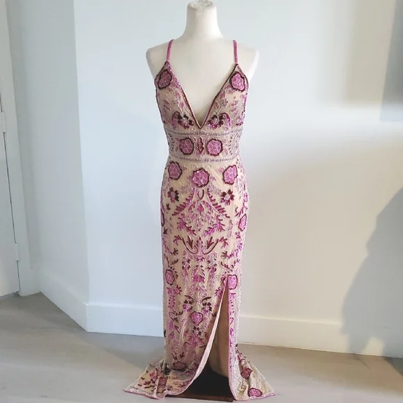 Jovani nude/pink Embellished Gown with Slit Size 14 runs small never worn NWOT - Picture 3 of 13